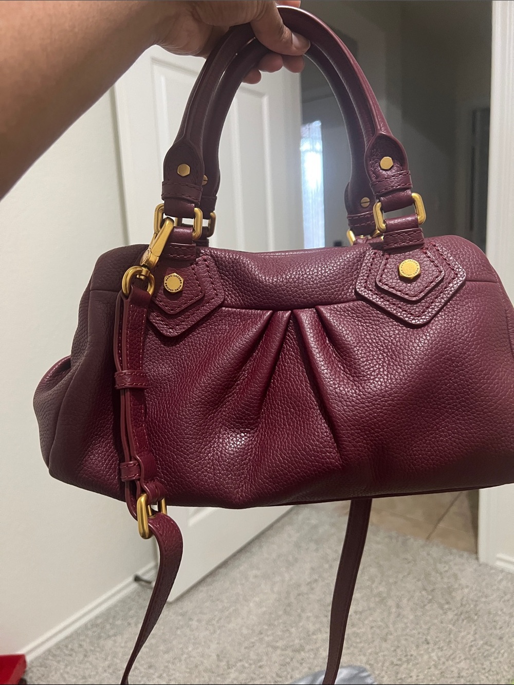 ‼️LIMITED TIME SALE‼️
Marc Jacobs Baby Groovee Bag Re Edition  - Cherry - Picture 4 of 10